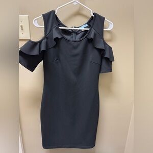 She + Sky Little Black Dress Women’s Small Cold Shoulder Ruffle Sleeve Sheath